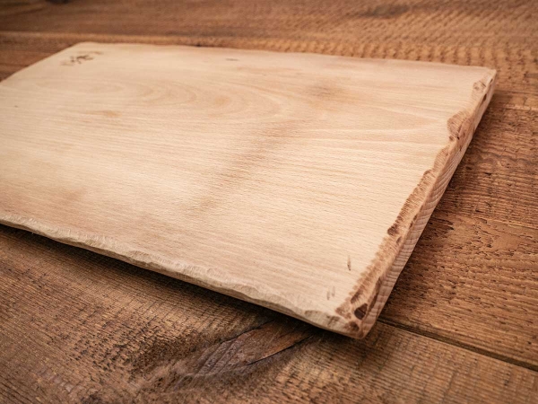 DER GUTWALD-Shop - Holzbrett, Unikat, Geschenktip, Grillbrett